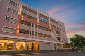 Exterior - Fabhotel Cube (Hyderabad)