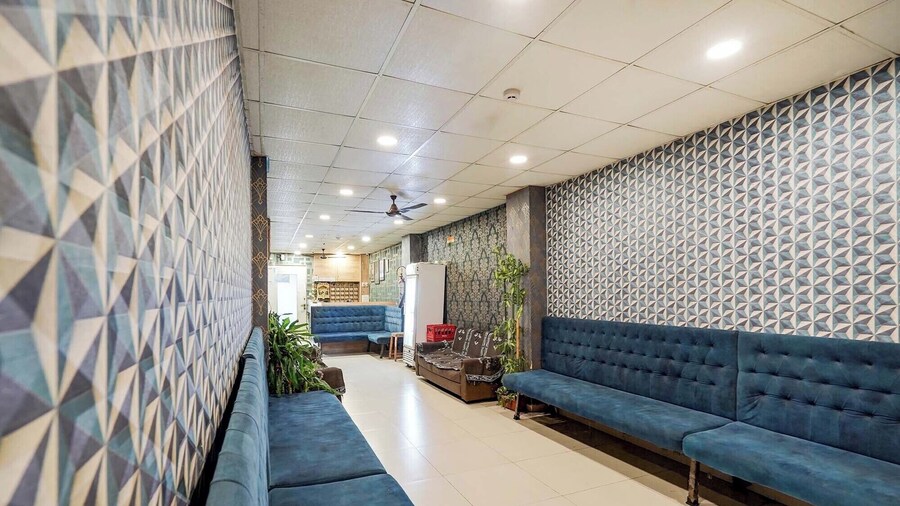 Fabhotel Krishna Inn