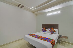 Deluxe Room - Fabhotel White House Leo (Hyderabad)
