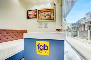 Reception - Fabhotel Matrakripa (Ujjain)