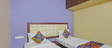 Egyptian cotton sheets, premium bedding, in-room safe, free WiFi