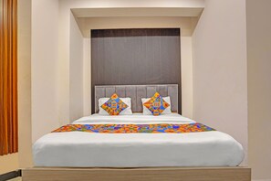 غرفة ديلوكس | ملاءات من القطن المصري وأغطية فراش متميزة وخزنة داخل الغرفة