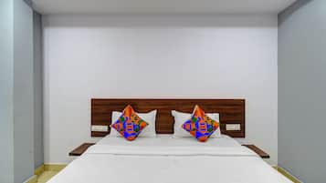 Egyptian cotton sheets, premium bedding, in-room safe, free WiFi