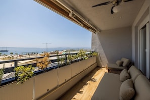 Luxury Apartment | Balcony