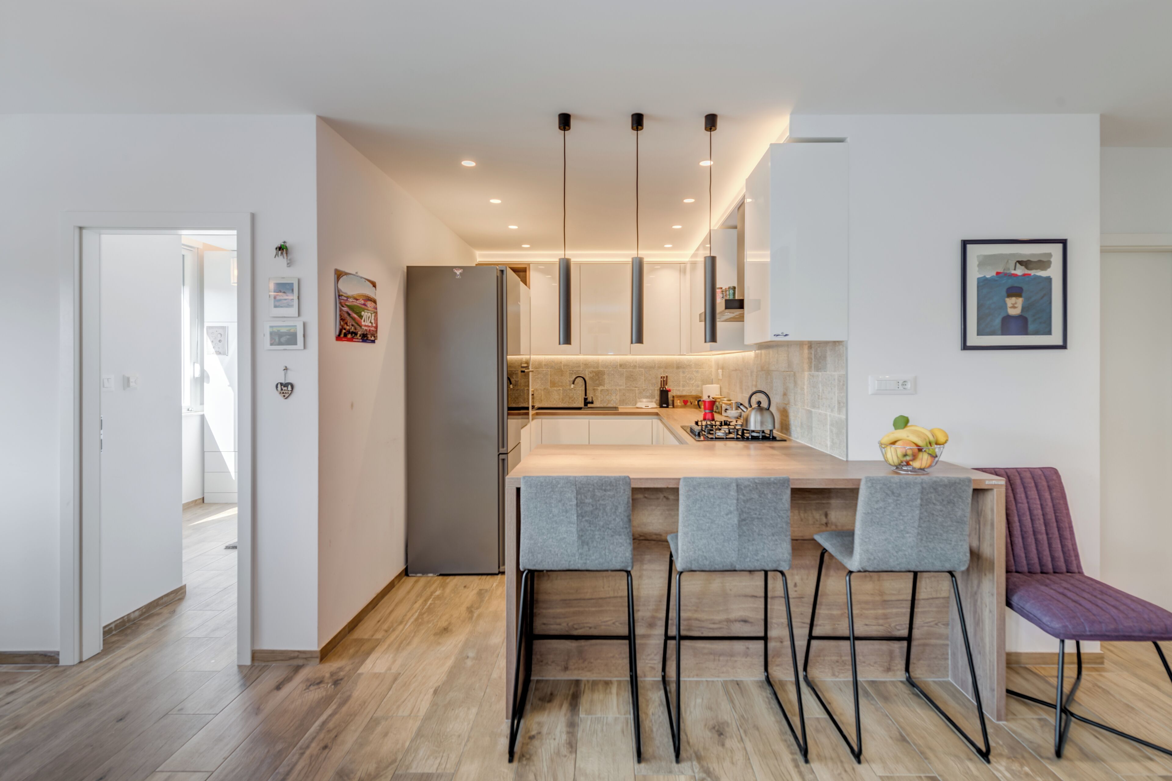 Apartment | Eigene Küche | Kühlschrank, Ofen, Herdplatte, Geschirrspüler