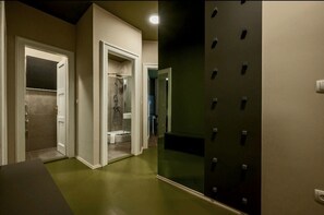 Apartment | Bathroom | Shower, hair dryer, towels, soap - Green, Deluxe Two Bedroom Suite (Split)