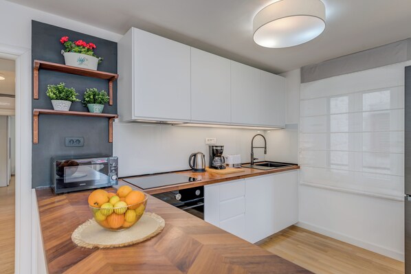 Apartment | Private kitchen