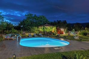 Seasonal outdoor pool - Villa Bravic 4*, Nature Home With Pool Near Split (Dicmo)
