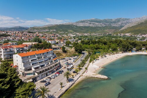 Arca, Apartment With Sea View And Free Parking