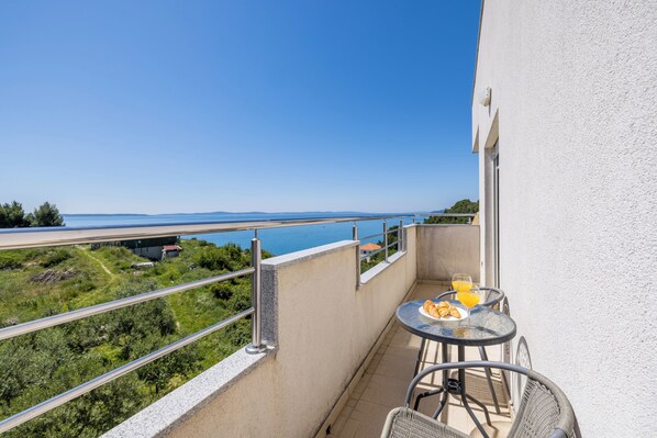 Standard Apartment | Balcony
