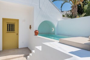Outdoor pool, a heated pool - Cycladic Retreat with Olive Garden, 5 Minutes from the Beach (Kini)