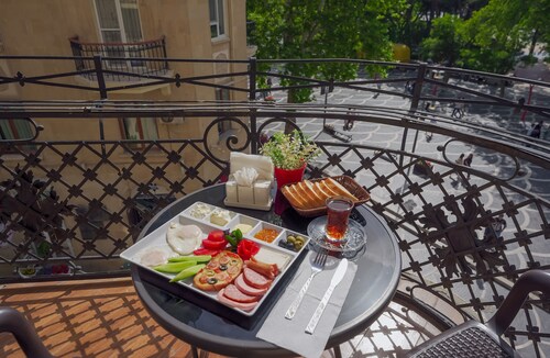 Nizami Boutique Hotel