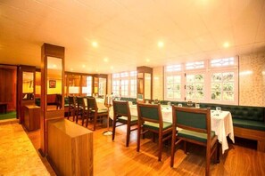 Nhà hàng