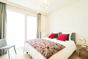 1 bedroom, iron/ironing board, travel crib, WiFi