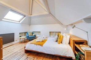 1 bedroom, iron/ironing board, travel crib, WiFi