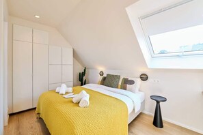 1 bedroom, iron/ironing board, travel cot, WiFi