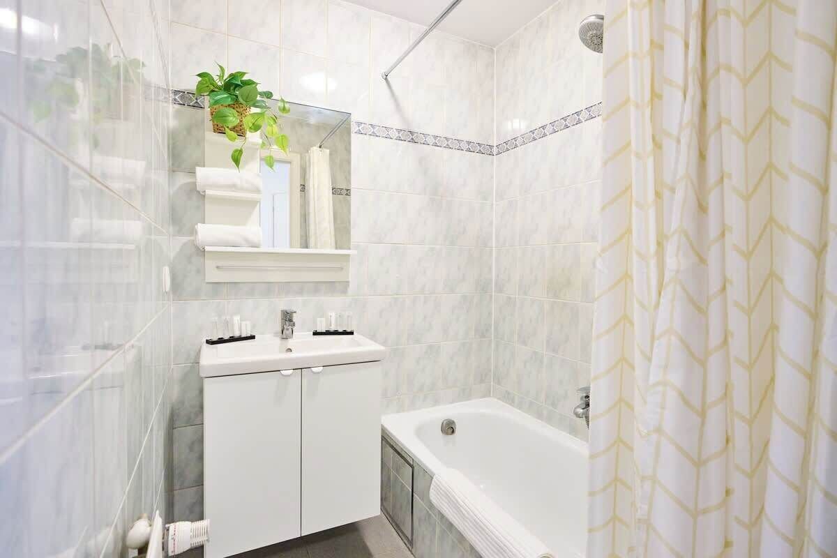 Ducha y secador de pelo