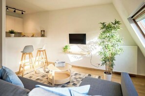 TV, offices