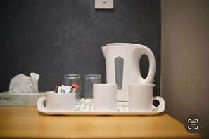 Kaffee und/oder Kaffeemaschine