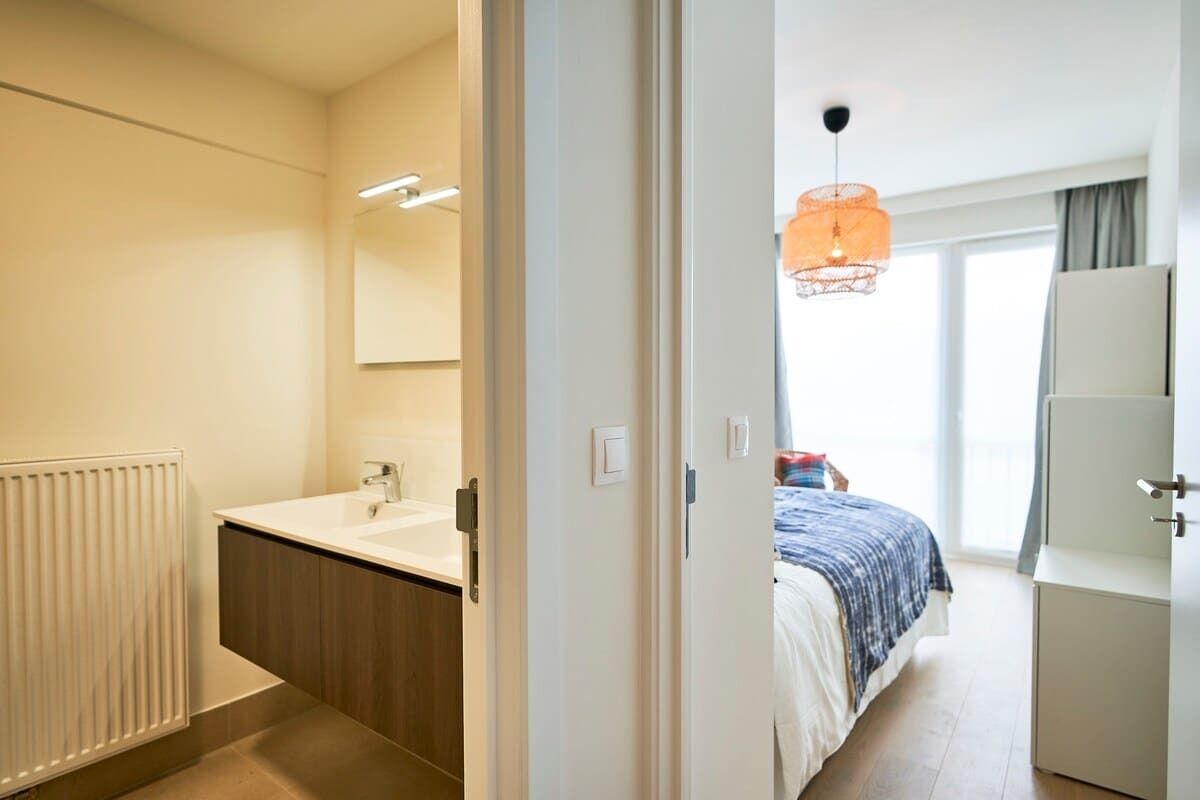 Douche, sèche-cheveux