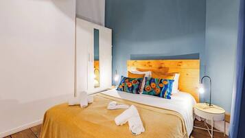 1 dormitorio, tabla de planchar con plancha, cuna de viaje y wifi