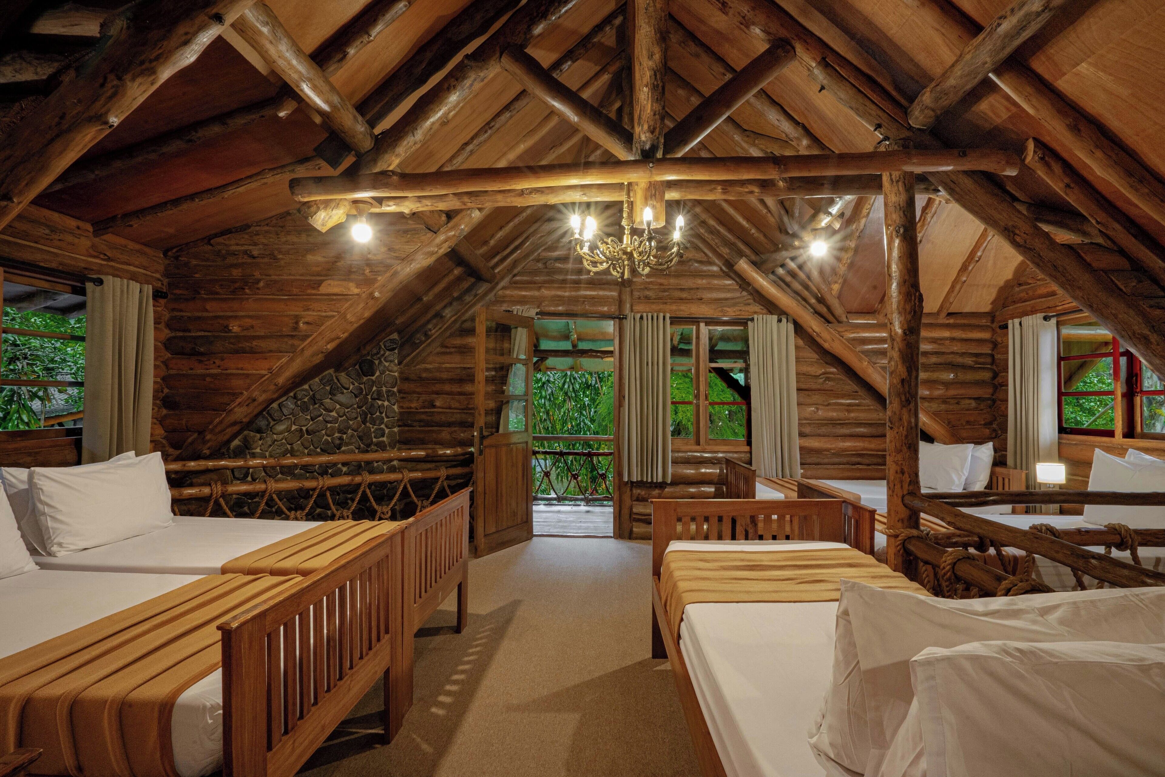 Huvila, 4 makuuhuonetta, näköala puutarhaan | Ilmainen Wi-Fi, vuodevaatteet