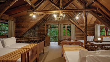 Huvila, 4 makuuhuonetta, näköala puutarhaan | Ilmainen Wi-Fi, vuodevaatteet