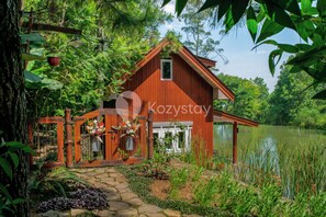 Villa, 3 Bedrooms, Lake View | Lake view