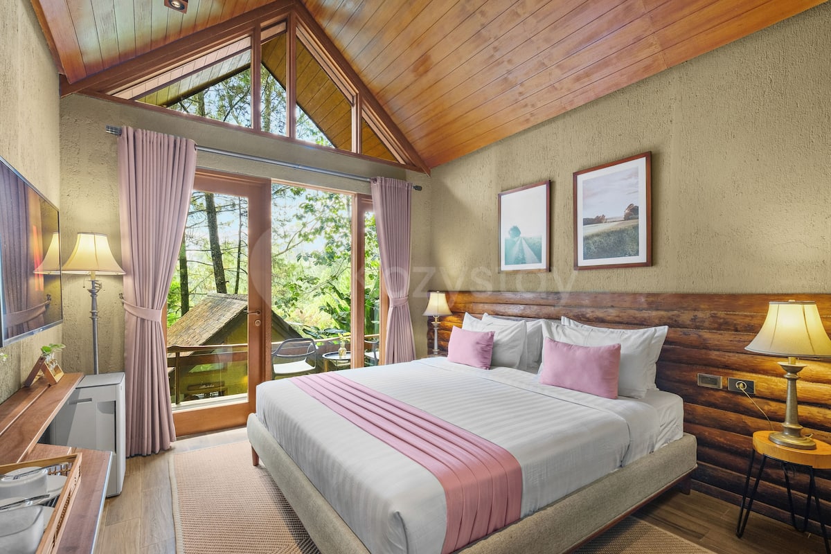 Calathea Villa | Free WiFi, bed sheets