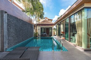 Outdoor pool - PoolVilla Jacuzzi & Mountain View V232 (Rawai)