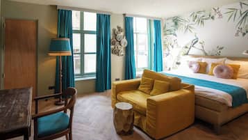 Classy Room | In-room safe, free WiFi