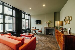 Classy Plus Room | In-room safe, soundproofing, free WiFi