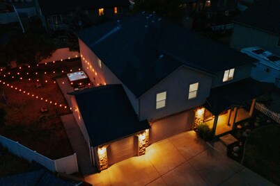 7BR Retreat • Sleeps 25 • Near Ski & Downtown SLC