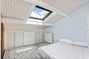 5 chambres, Wi-Fi, draps fournis