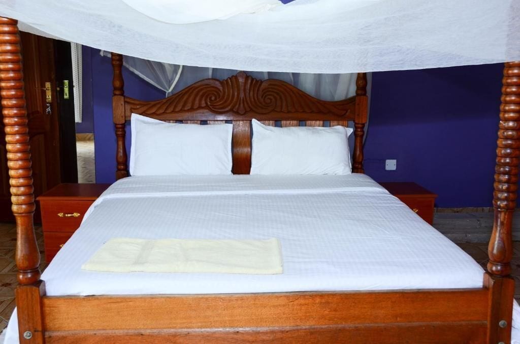 Bungalow familiar, balcón, vista al jardín | Wifi gratis y ropa de cama 