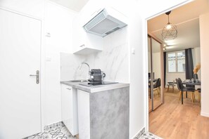 Apartment | Private kitchen | Fridge, microwave, stovetop, coffee/tea maker