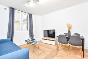Apartment | Living area - Cosy Studio - 2P - Voltaire (Paris)