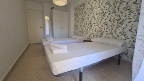 Apartment | 1 bedroom, iron/ironing board - Apartment Near Beach in Benidorm (Benidorm)