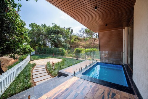 ARK Lake Resort