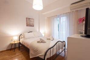 2 bedrooms, iron/ironing board, free WiFi