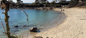 House in Concarneau 50m from the Bouchers beach at Le Cabellou and the GR34