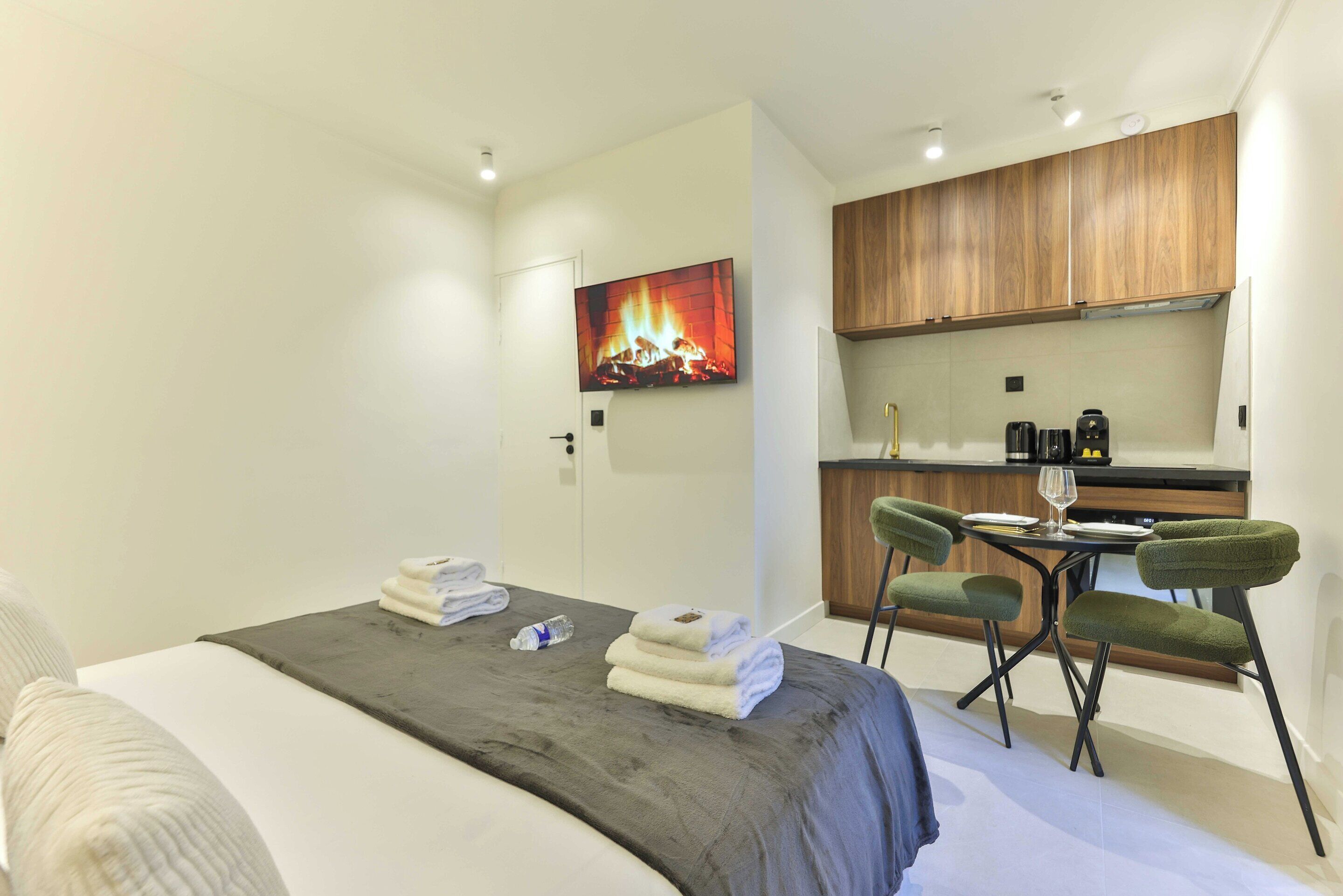 Leilighet | 1 soverom, skrivebord for bærbar PC og sengetøy