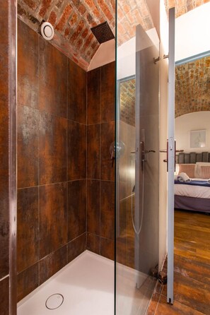 Apartment | Bathroom
