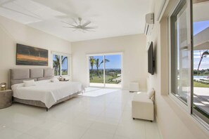 Unclassified image, 3 of 28, button