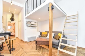 Apartment | Living area - Cosy Apartment - 2br/6p - Near Nation (Paris)