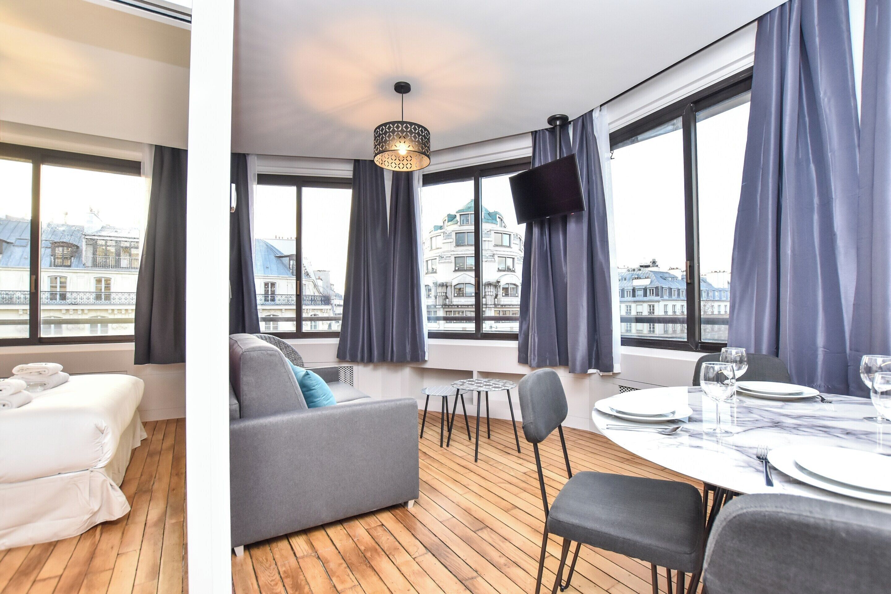 Apartment | 1 bedroom, laptop workspace, iron/ironing board, bed sheets