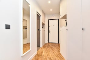 Apartment | Interior - Bright Apartment - 1br/4p - Near Opera Garnier (Paris)