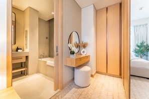 Dusche, Haartrockner, Bidet, Handtücher