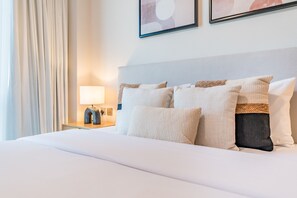 1 bedroom, in-room safe, iron/ironing board, free WiFi