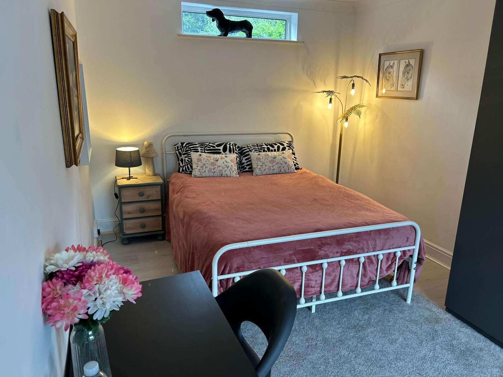 1 chambre, fer et planche à repasser, Wi-Fi